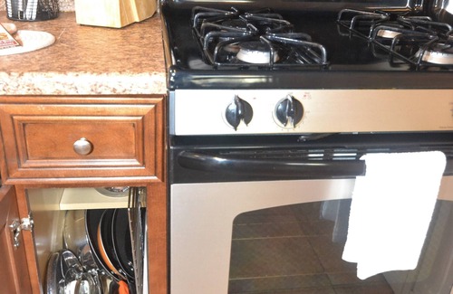 Pusch Ridge Estates Maison | 1 bedroom guest home in Oro Valley! Mountain views, hot tub. Private entry!
