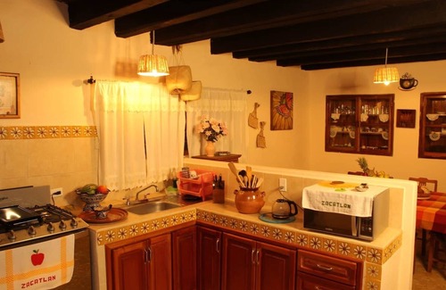 Zacatlan Maison | 1 bedroom La Canasta in Mexican B&B Hacienda!