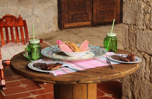 Zacatlan Maison | 1 bedroom La Canasta in Mexican B&B Hacienda!