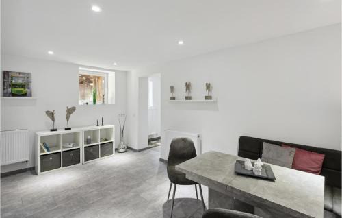 Nieheim Appartement | 1 Bedroom Lovely Apartment In Nieheim
