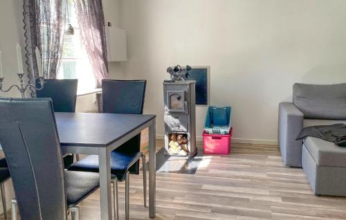 Aspered Maison | 1 Bedroom Lovely Home In Äspered