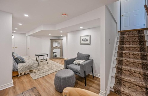 Burlington Appartement | 1 Bedroom Lower Level Suite in Burlington -The Jacob at Bellwood