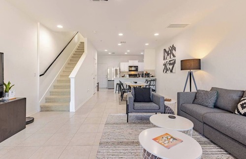 Mueller Maison | 2-bedroom Mueller Gem townhome in Austin