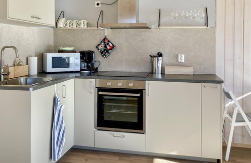 Arjang Maison | Belle maison 1 chambre à Råjän