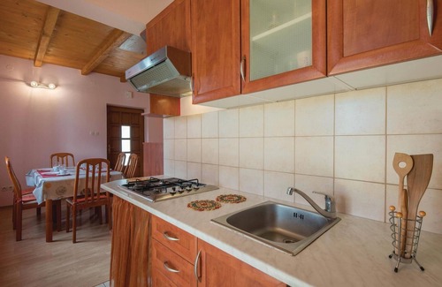 Barban Maison | Belle maison avec 1 chambre à Bateli