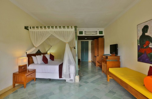Penatih Station Balnéaire | Balcon privé 1 chambre près d'Ubud avec vue sur le parc et les rizières