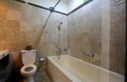 Penatih Station Balnéaire | Balcon privé 1 chambre près d'Ubud avec vue sur le parc et les rizières