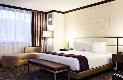 Atlantic City Hôtel | 1-Bedroom Suite at a 4⭐️ Hotel