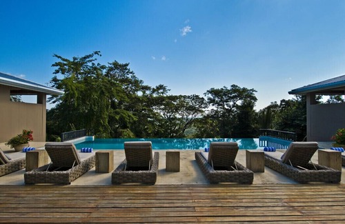 Forest Home Appartement | Suite Signature Canopy