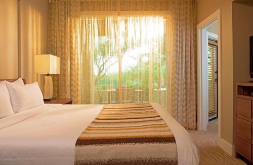 Desert Ridge Station Balnéaire | 1-Bedroom Suite located at Canyon Villas near JW Marriott dining and golf
