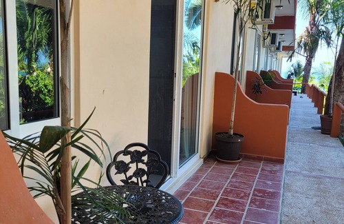 Chacala Copropriété | 1-bedroom tiny condo PB2 at Vista Encantada! Huge pool! Gorgeous views!