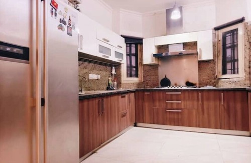 Nehru Place Appartement | 1 BHK- GK1 near M Block Market by HostMyStay