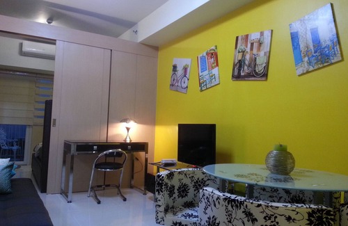 Canlubang Appartement | Condo 1-BR surplombant le lac / volcan Taal