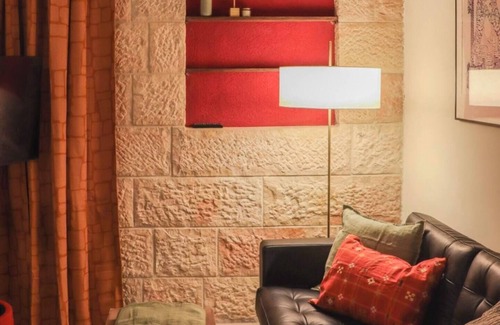 Jerusalem City Centre Appartement | 1 Br Gem in Charming Nachlaot Steps to Shuk