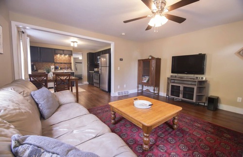 Queensbury Appartement | 1-BR Gem Near Downtown & Nature Escapes
