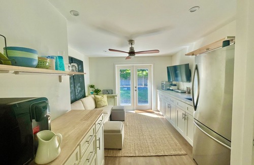 Osceola Park Maison | 1 BR Private Guest House, well-appointed with every amenity