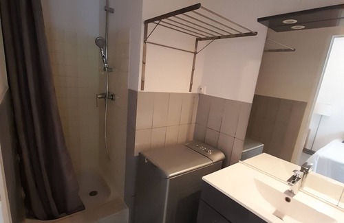 La Roche-Posay Appartement | T2 au centre-ville avec WiFi et ascenseur à La Roche-Posay