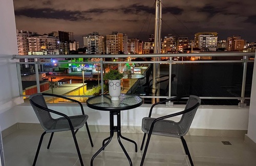Bella Vista Appartement | 1 BR Luxury and Modern Apartment/rooftop & Gym 6FL