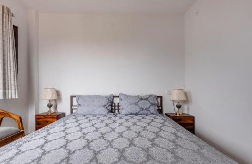 Jakh Appartement | 1 BR Stay enclosing the mountains Nivriti Cottage