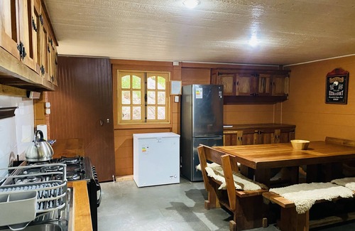 Colbun Cabine | 1-cabaña con Gran Vista en las Montañas con hot tub Para 20 Personas