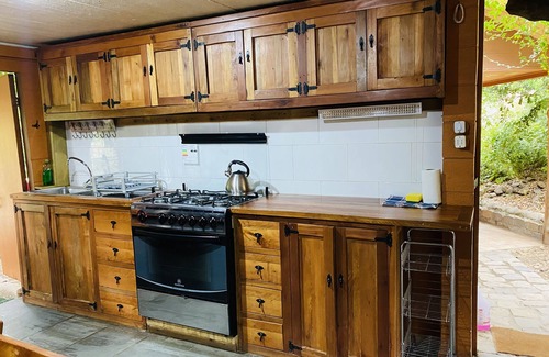 Colbun Cabine | 1-cabaña con Gran Vista en las Montañas con hot tub Para 20 Personas