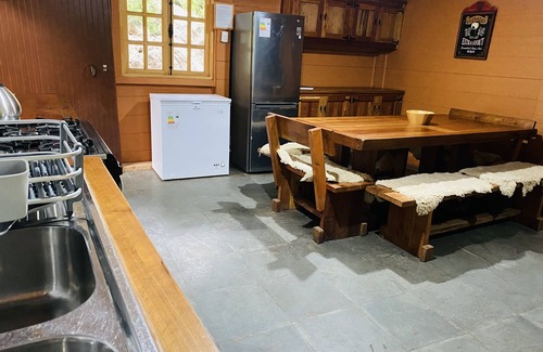 Colbun Cabine | 1-cabaña con Gran Vista en las Montañas con hot tub Para 20 Personas