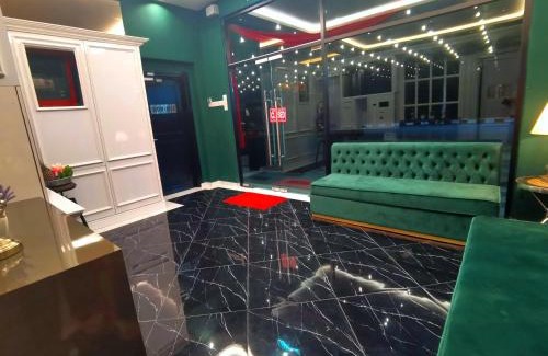 Pusing Hôtel | 1 Day Car Hotel - BG Perdana