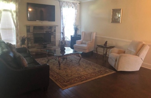 North Augusta Maison | 5 min from Peach Jam Riverview Park & all entertainment near Washington Rd.
