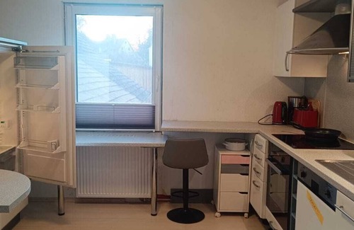 Kaltbrunn Appartement | 1 floor upper floor 3 bedroom apartment kitchen WLAN SmartTV large parking lot