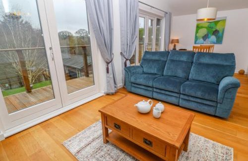 Looe Maison | 1 Lake View