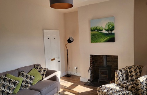 Ingleton Maison | 1 LYTHAM TERRACE, pet friendly, character holiday cottage in Ingleton