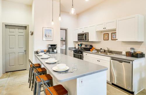 Barrio San Antonio Maison | 1 Mi To Arizona Stadium Charming Tucson Condo!