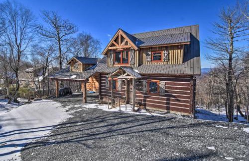 Beech Mountain Appartement | 1 Mi to Beech Mtn Cabin with Fire Pit and BBQ!
