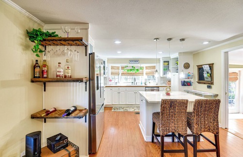 Astor Maison | < 1 Mi to Boat Ramp: Canal-Front Retreat in Astor!