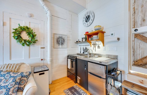 North Conway Appartement | 1 Mi to Cranmore Mountain: Charming Conway Apt!