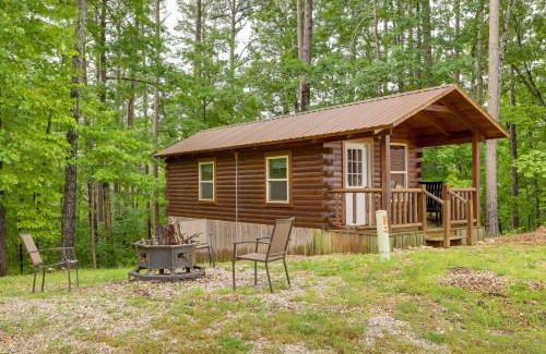 Van Buren Maison | 1 Mi to Current River Cozy Studio Cabin!
