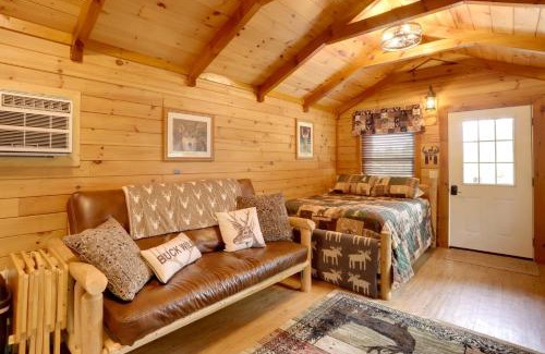 Van Buren Maison | 1 Mi to Current River Cozy Studio Cabin!