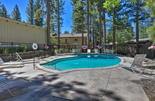 Incline Village Appartement | 1 Mi to Diamond Peak Ski Resort Condo with Pool