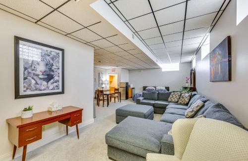New Kensington Appartement | 1 Mi to Dtwn Cozy Retreat in New Kensington!