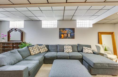 New Kensington Appartement | 1 Mi to Dtwn Cozy Retreat in New Kensington!