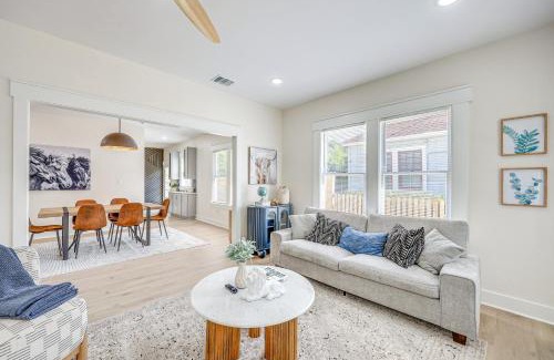 Arsenal Maison | 1 Mi to Dtwn Family Home in San Antonio!
