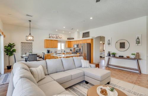 Fortuna Foothills Maison | 1 Mi to Golf Course Yuma Oasis with Furnished Patio