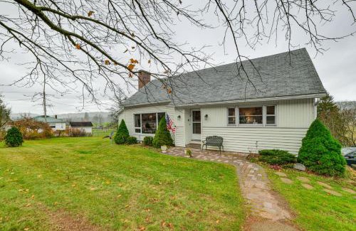 Franklin Maison | 1 Mi to Historic District Mtn-View Franklin Home
