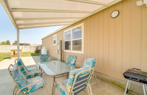 Coulee City Maison | 1 Mi to Lake Getaway with Patio in Coulee City!