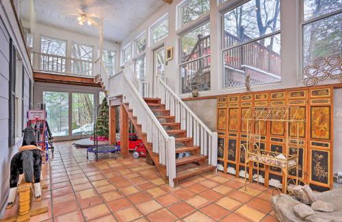 White Mills Villa | 1 Mi to Lake Wallenpaupack Spacious Poconos Villa