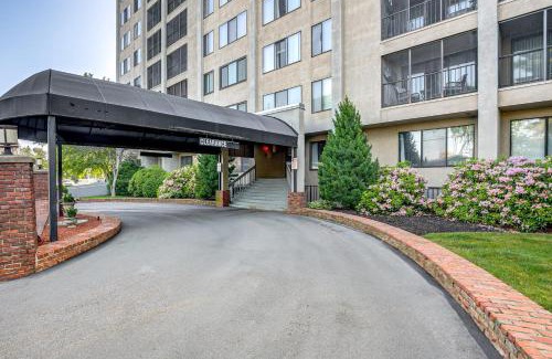 Manchester Appartement | 1 Mi to Millyard District Unit with Furnished Porch