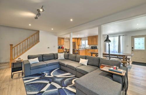 Holland Maison | 1 Mi to Tunnel Park Holland Home with Fire Pit
