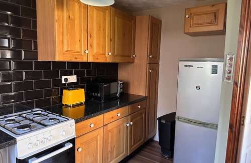 Stanford-le-Hope Appartement | 1 min walk to c2c station - free parking - 1 bed