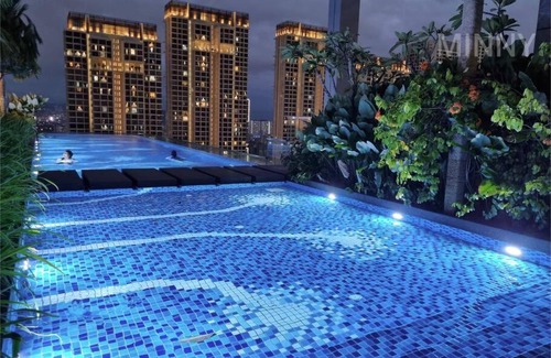 Bandar Tun Razak Appartement | 1 Min walk to Pavilion2 I King Size Sky Pool