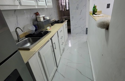 Lope De Vega Appartement | 1 minute from the Sirena market, from the Lopez de Vega. In piantini.